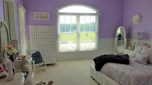 Girl's Bedroom