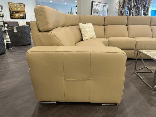 6 Pc. Leather Sectional With Motion