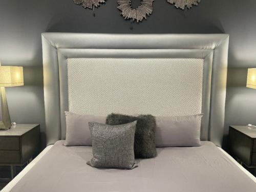 Upholsaterd King Bed
