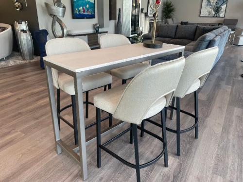 Counter Table With Counter Stools