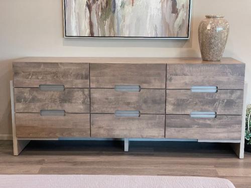 Custom Bedroom In Combination Wood & Lacquer